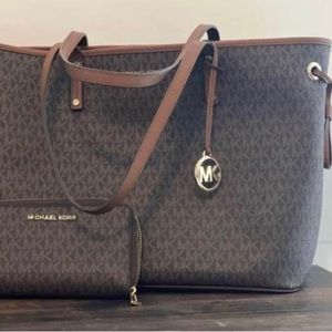 Brown Michael kors purse and wallet